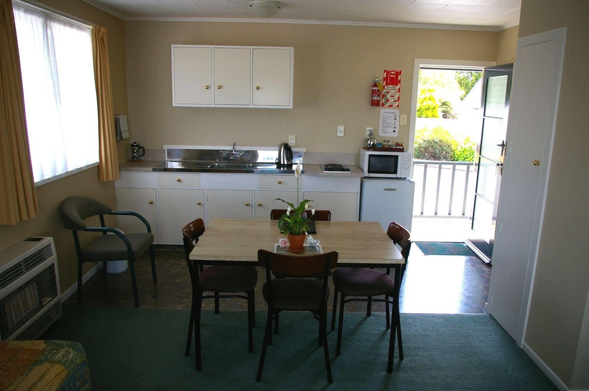 Totara Lodge Motel Levin Zewnętrze zdjęcie